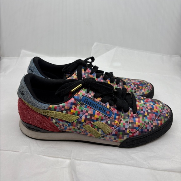 Reebok Atmos x Phase 1 Pro 'Neon Digi' AR1827 Size 10 (Used - no box) - Picture 1 of 11